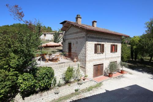 Sassoferrato House | Idyllic Casalilliput: 4-Star Oceanfront Escape with Pool