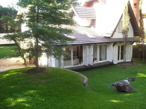 Centro Villa | Pet-Friendly Retreat at Casarão do Bavária - Rated 9.7/10