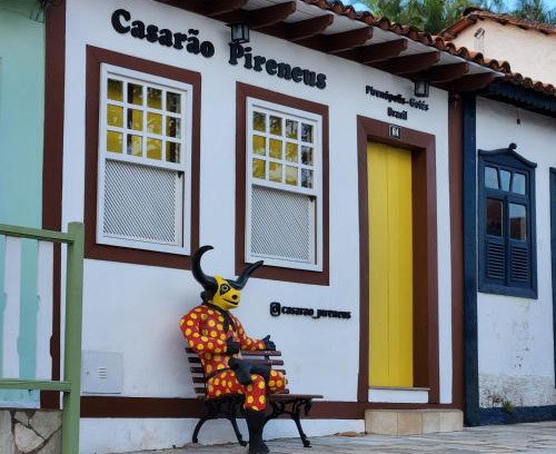Centro House | Unforgettable Stay at Casarão Pireneus with Pool & Breakfast