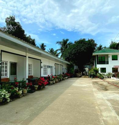 Balamban Apartment | Cozy Casas Bugambilias Upstairs Unit for Family Getaways