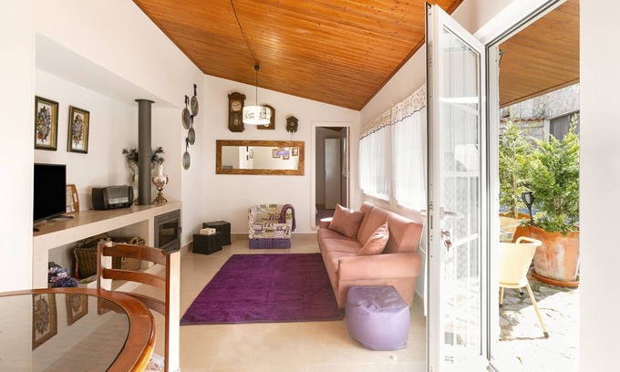 Porto de Mos Villa | Cozy Casas da Gralha - Alfazema with Spa & Family Amenities