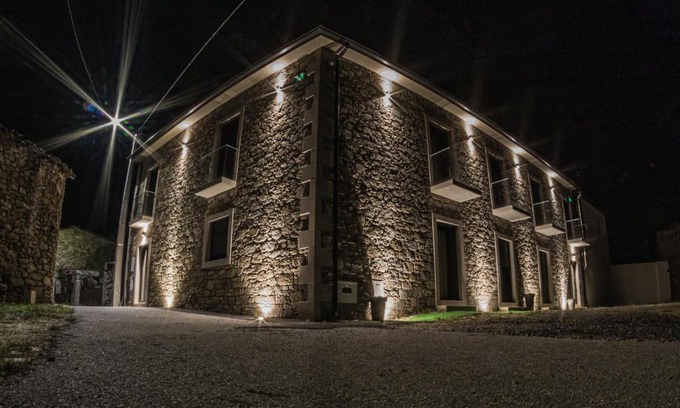 Miranda do Douro House | Family-Friendly Stay at Casas de Campo Curral Grande