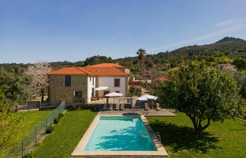 Atei House | Experience the Tranquility of Casas de Vila Pouca