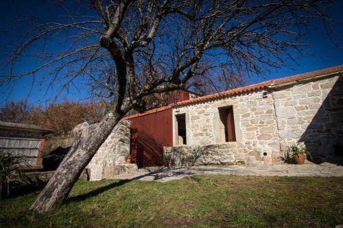 Macieira de Cambra House | Pet-Friendly Retreat at Casas dos Avos - Rated 9.2/10
