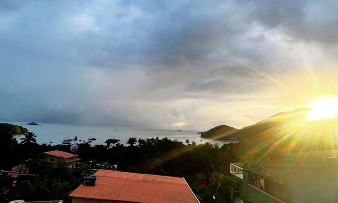 Ilha Grande House | Ocean View Retreat at Casas João Mariana for Families