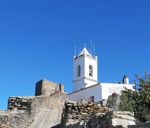 Monsaraz House | Pet-Friendly Getaway at Casas Letizia e Sebastião