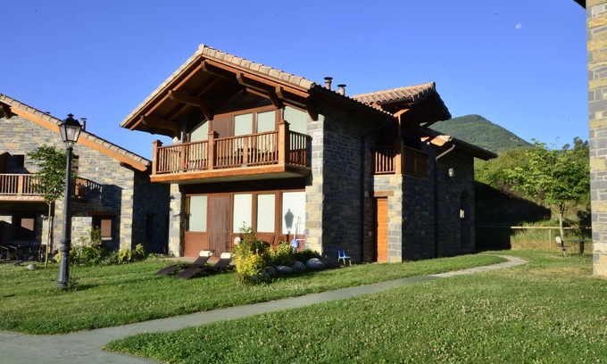 Puertolas Cottage | Experience Casas Rurales La Ribera: Guest Rated 9.8/10