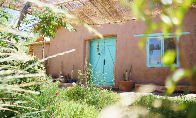 San Pedro de Atacama House | EcoCasa Sutar: 4-Star Retreat with Hot Tub & Pet-Friendly