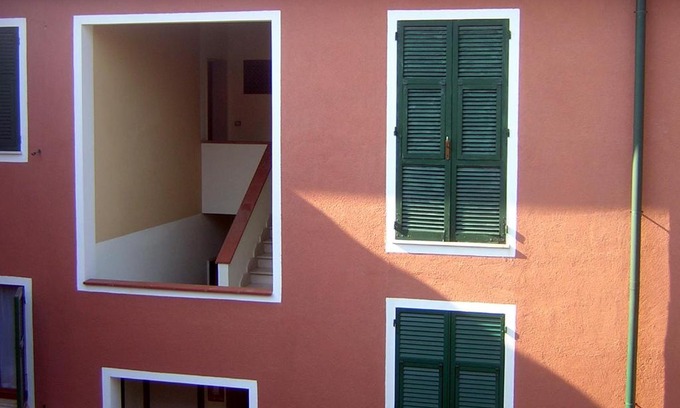 Marciana Marina Apartment | Cozy Casavacanze Zeus: Family & Pet-Friendly Retreat