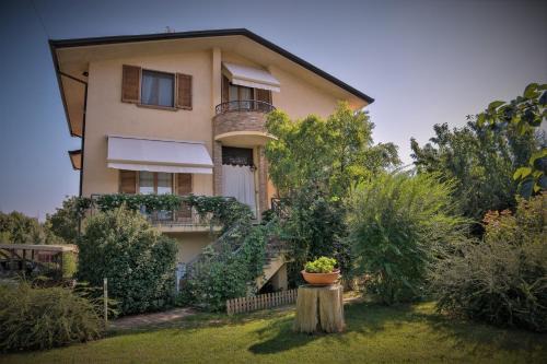 San Giovanni In Marignano Bed & Breakfast | Unforgettable Stays at CasaVittorio: Pet Friendly & Cozy