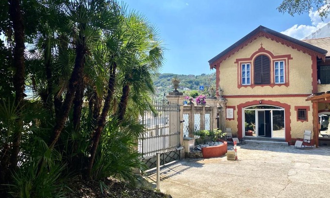 San Lorenzo della Costa Apartment | Pet-Friendly CasaViva: Trilo with Scenic Heights in S Margherita