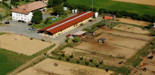 Capriata d'Orba House | Oceanfront Elegance at Cascina Lunguria - Guest Rated 9/10