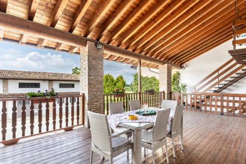 Lonato del Garda Apartment | Discover Cascina Raperonzolo: 4-Star Family-Friendly Retreat