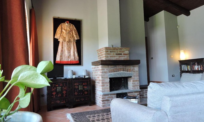 Villafranca dʼAsti Apartment | Oceanview Paradise at Cascina Volpona - Rated 9.7/10