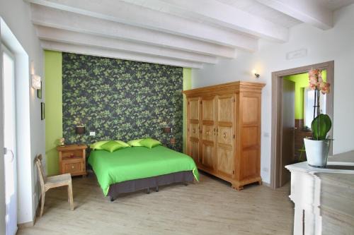 Invorio House | Highly Rated Cascinetta32: Perfect for Families and Pets