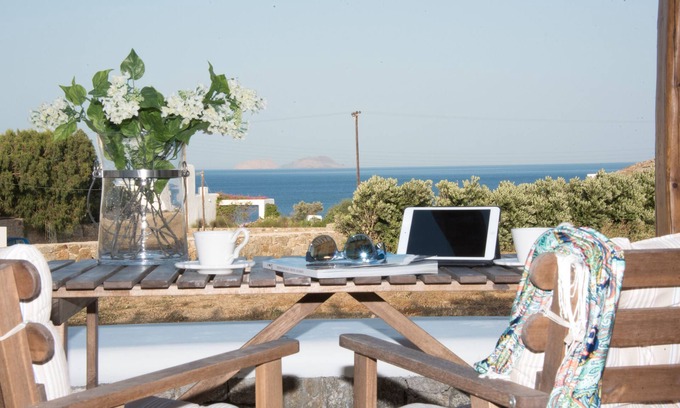 Kalafatis House | Unforgettable Ocean View Stay at Case di Venia