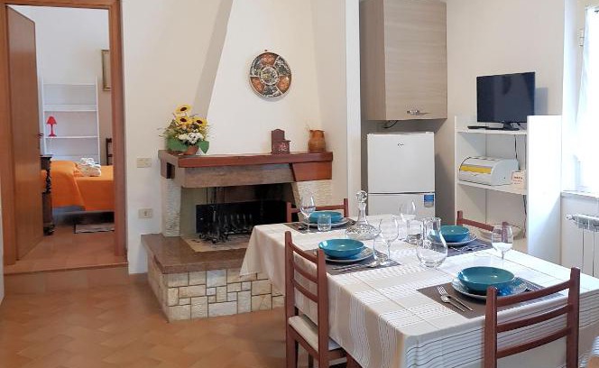 Todi House | Idyllic Retreat with Pool and Ocean Views in Todi