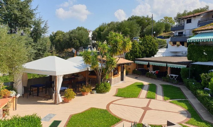 Palinuro Apartment | Pet-Friendly Getaway at Case Vacanze Morfeo in Comfort