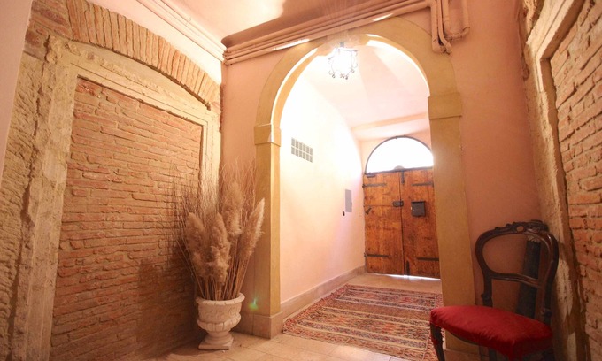 San Zeno Apartment | Inviting Case VR Holiday - Canter House with Spa & Breakfast
