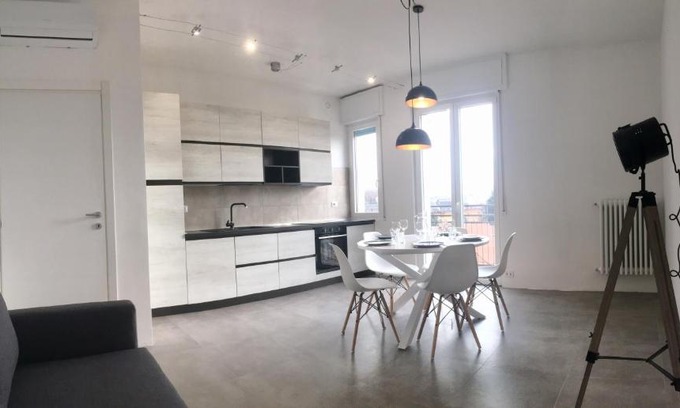Cernusco sul Naviglio Apartment | Inviting Casa Lumiere: Pet-Friendly with Scenic Views