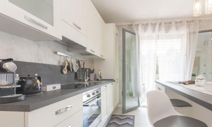 Cernusco sul Naviglio Apartment | Casa LA VELA: Elegant Two-Bedroom with Balcony Retreat