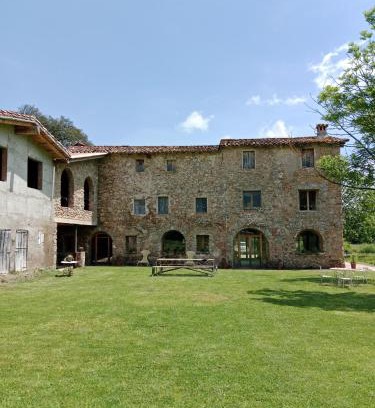 Olot Apartment | Pet-Friendly Retreat at Anex les Corominotes – Rated 9.2
