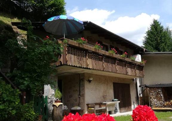 Bondo House | Cozy Independent Cottage in Nature for 2-3 Guests