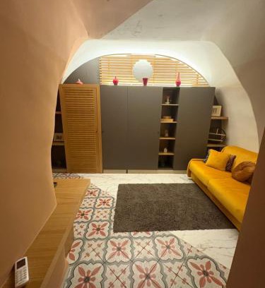 Mergellina Apartment | Family-Friendly Retreat at Casetta Sannazaro Awaits You