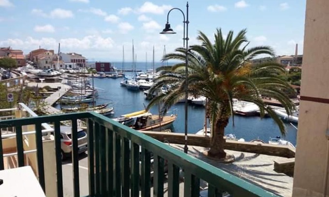 Stintino House | Cozy Casetta sul Porticciolo with Oceanfront Views