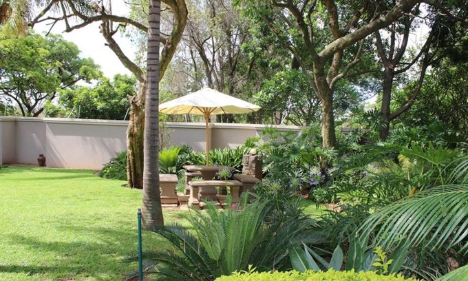 Rustenburg Bed & Breakfast | Discover Cashan BnB: Family-Friendly with Pool & Breakfast