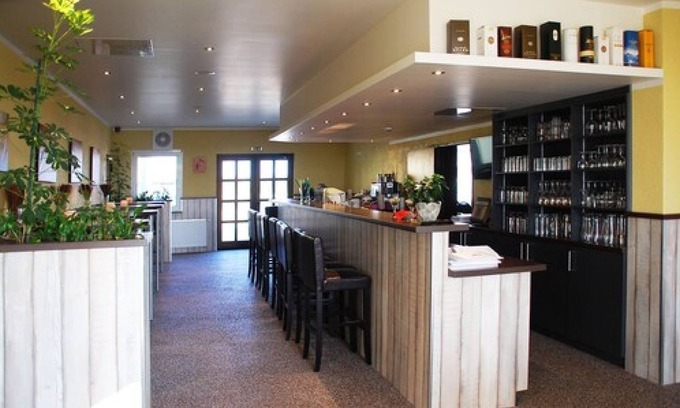 Sievershagen Hotel | Discover Casilino Hotel Rostocker Tor: Family-Friendly Stay