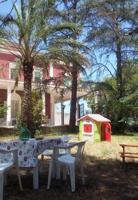 Monteroni di Lecce Apartment | Discover Casina nel Salento: Family-Friendly Retreat