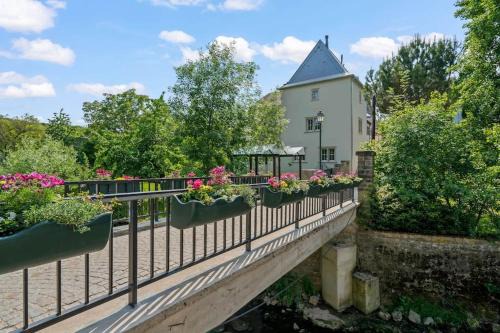 Ehnen House | Pet-Friendly Retreat at Casinotuerm for Family Getaways