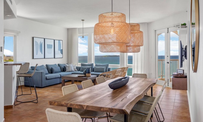 Cabezas Apartment | Oceanfront Villa at Casita Azul - Unmatched Guest Experience