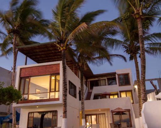 Puerto Villamil Hotel | Oceanfront Casita de la Playa - Family-Friendly Retreat