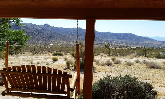 Joshua Tree House | Serene Casita del Conejo: Spa, Stars & Scenic Views Await