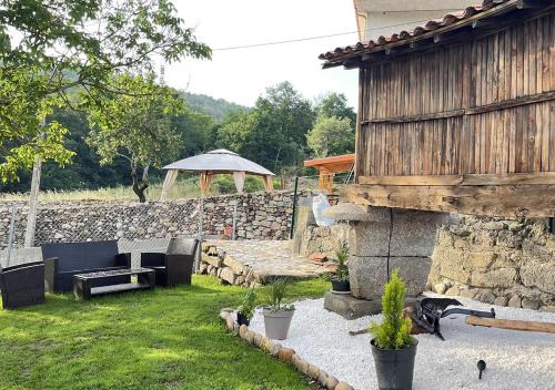 A Merca House | Pet-Friendly Casita del Río Ourense with Ocean Views