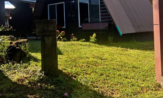 Volcan Cabin | Cozy Casita en Tierras Altas Volcan with Spa & Hot Tub