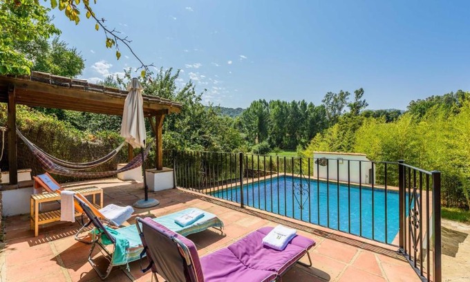 Benalauria House | Relax at Casita La Luna Rosa with Private Pool Amenities