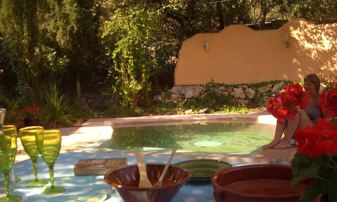 Zafarraya Cottage | Casita with mountain views, jacuzzi and pool