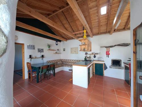 Lajes das Flores Apartment | Discover Casita - Your Ideal Family Retreat in Flores