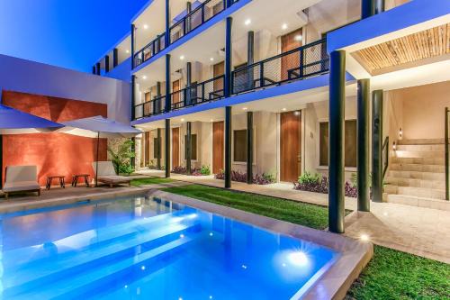 Centro Hotel | Discover Casona 61 by GuruHotel: A Poolside Retreat