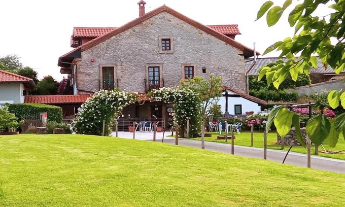 Ribamontan al Monte House | Pet-Friendly Escape at Casona Camino de Hoz, Rated 9.2