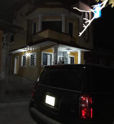 Tenosique Hotel | Cozy Stay at Casona Doña María Elena - Pet and Child Friendly