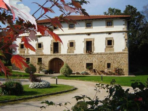 San Pantaleon de Aras Hotel | Experience Casona de San Pantaleón: Oceanfront Bliss Awaits