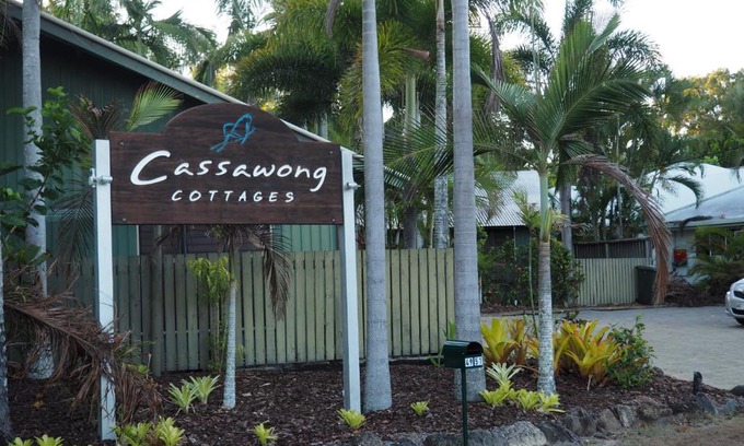 Mission Beach Villa | Relax at Cassawong Cottages with Oceanfront Views