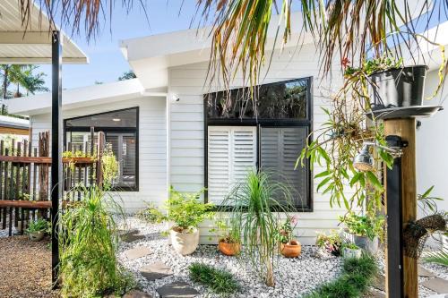 Coolum Beach House | Family-Friendly Retreat at Cassia Beach House Haven