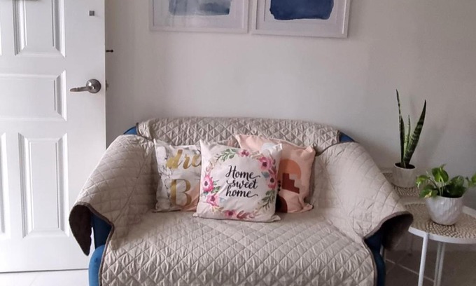 Butuan Apartment | Guest Rated 9.7 - Cassie Homestay with Family-Friendly Amenities