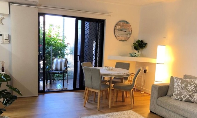 South Mission Apartment | Cassowary Nest - South Mission Beach