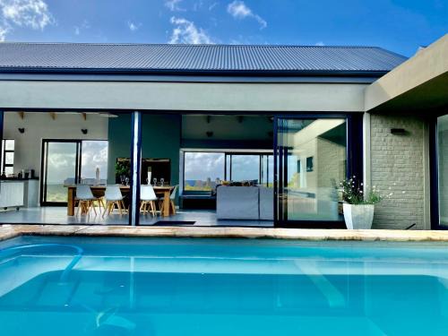 Gansbaai Villa | Relax at Romansbaai - Salted Fynbos with Ocean Views